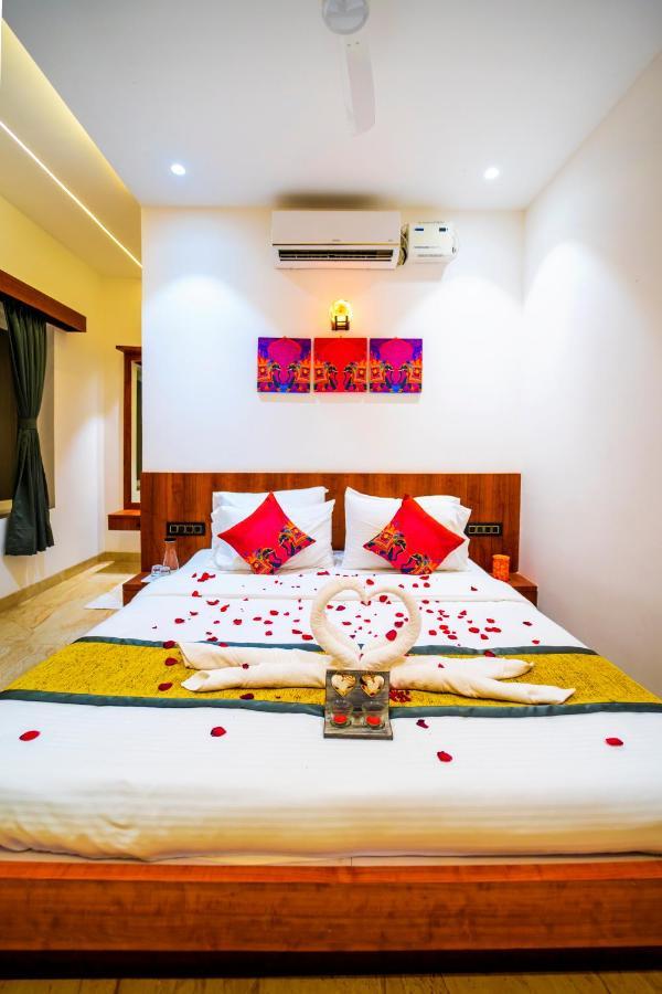 Canvasand By Eease Hospitality Nagaon (Maharashtra) Exterior foto